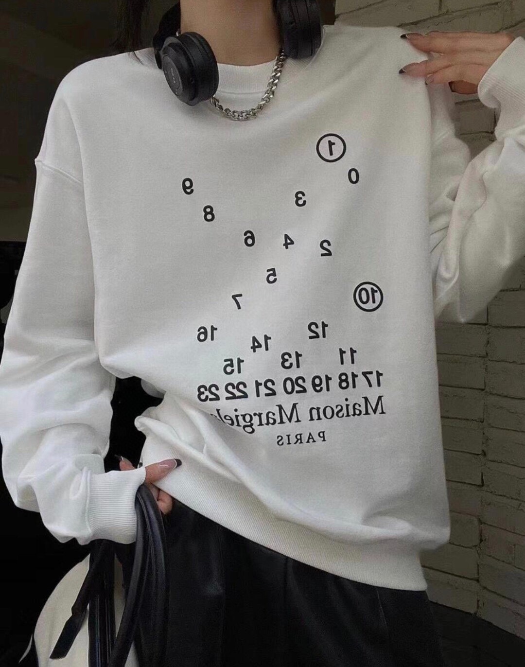 f2026ece3aa7e57ca4e788a0fa2ae701_1733817161_6008.jpg